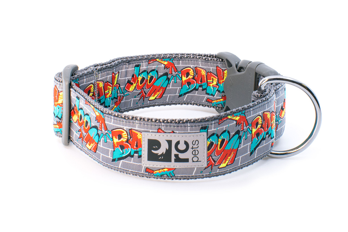 Wide Clip Collar - Graffiti